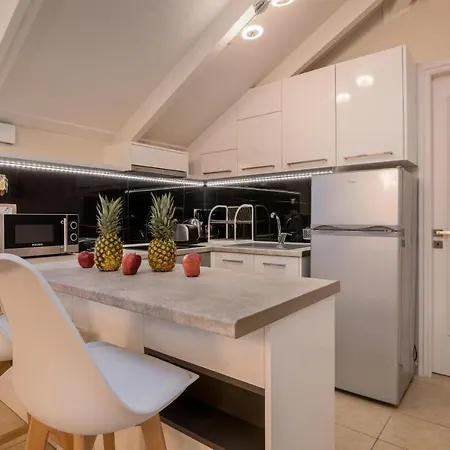 Mavrias Village Apartament *