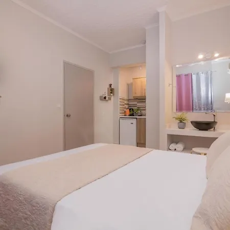 Mavrias Village Apartment *