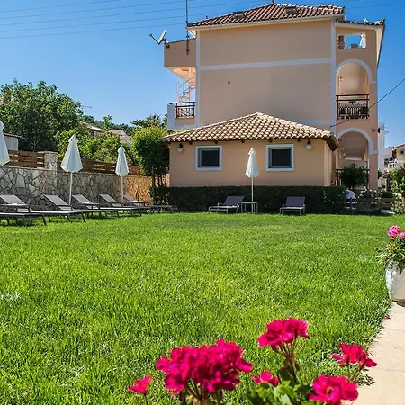Mavrias Village Apartment *