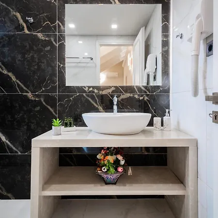 马夫利亚斯村公寓酒店 * 蒂锡利维