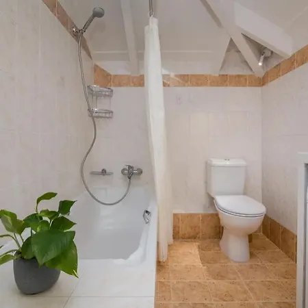 马夫利亚斯村公寓酒店 * 蒂锡利维